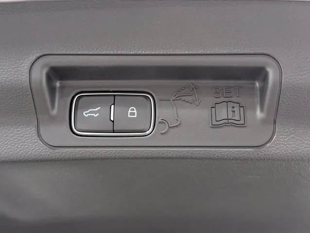 New 2027 Avalanche Gray Ford ST-Line image 52