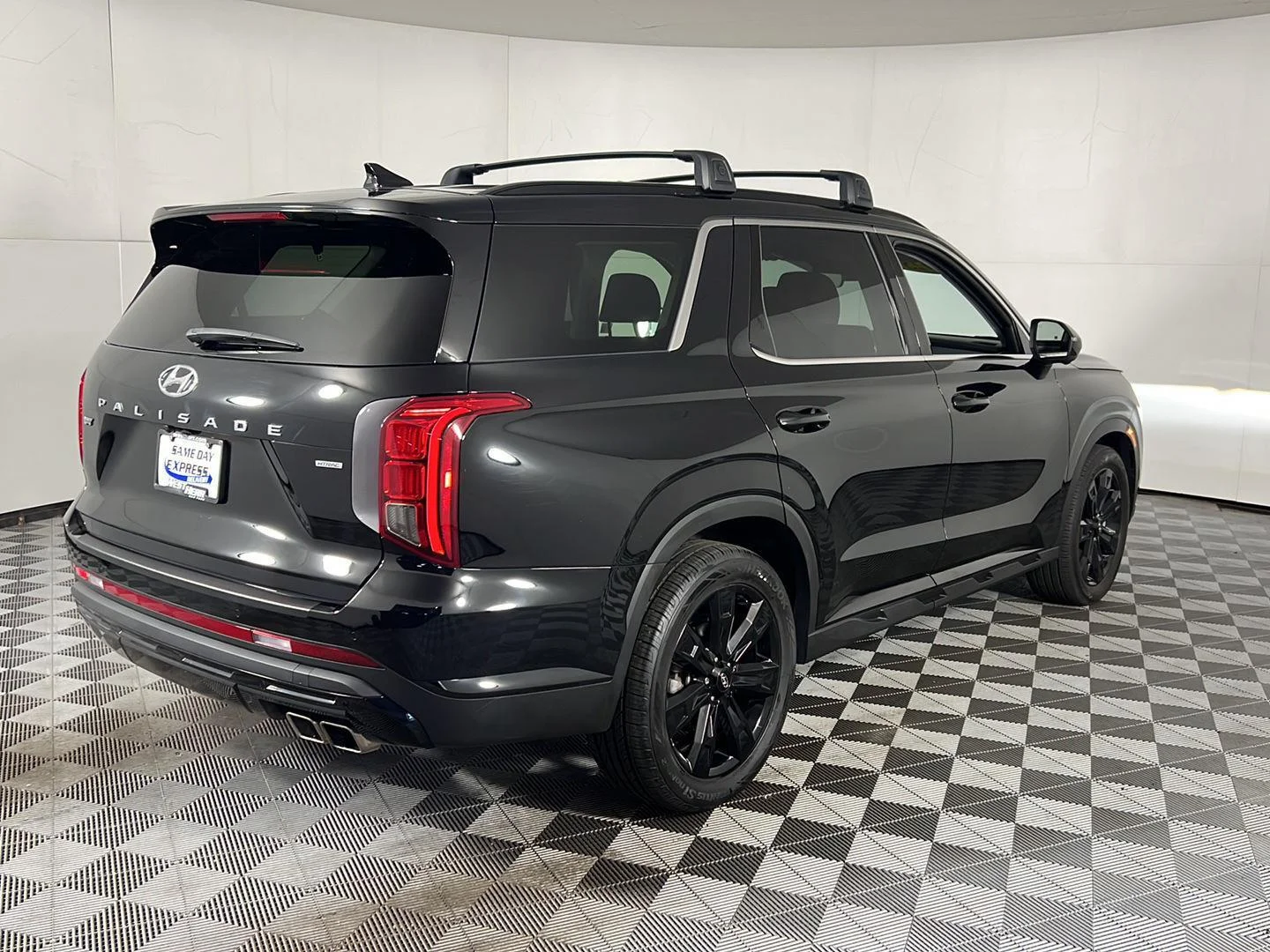 Used 2025 Abyss Black Pearl Hyundai XRT image 20