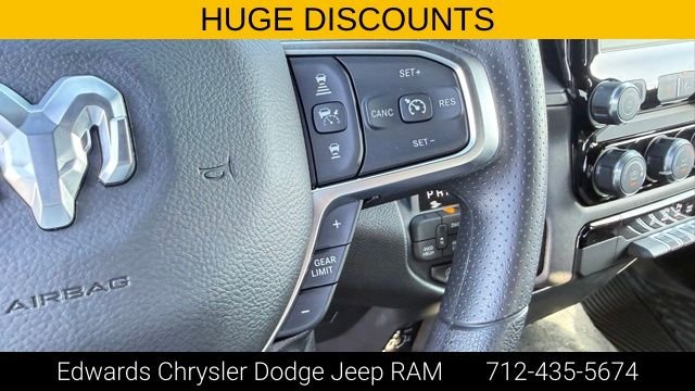 New 2026 Granite Crystal Metallic Clearcoat RAM Warlock image 18