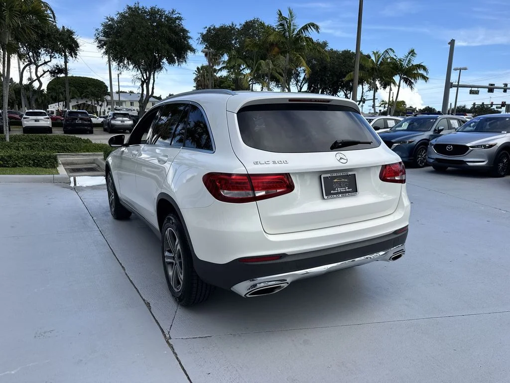 Used 2018 Polar White Mercedes-Benz GLC 300 image 13