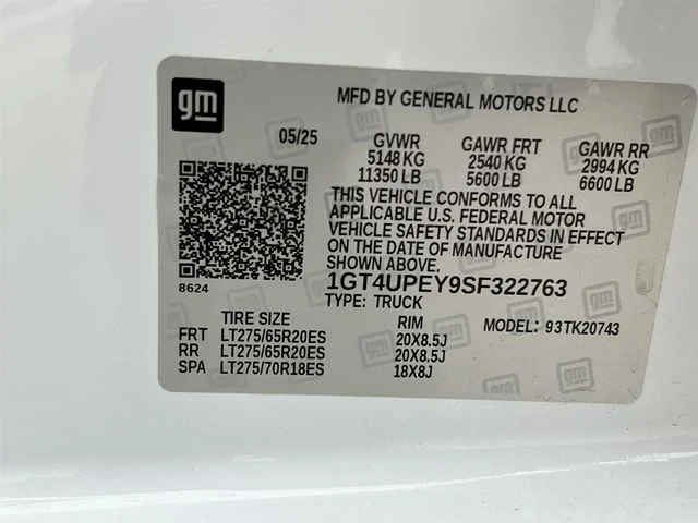 Certified Used 2025 White GMC AT4 image 43