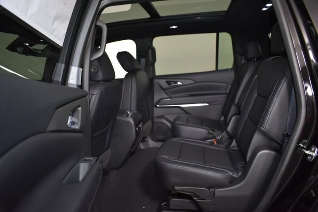 2027 Chevrolet Traverse LT - Photo 26