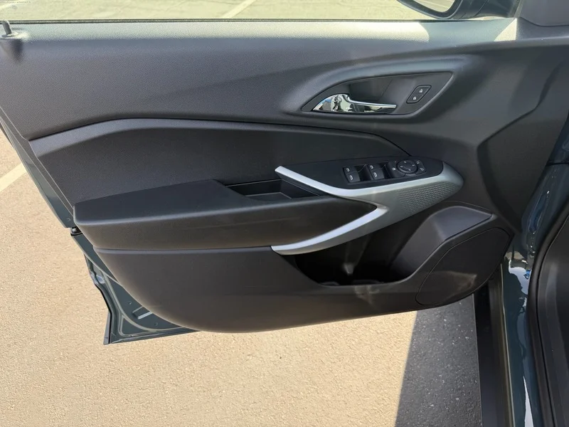 2026 Chevrolet Trax LS - Photo 17