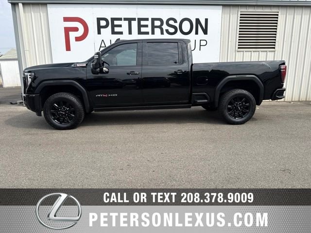Used 2025  GMC AT4 Premium Plus image 7