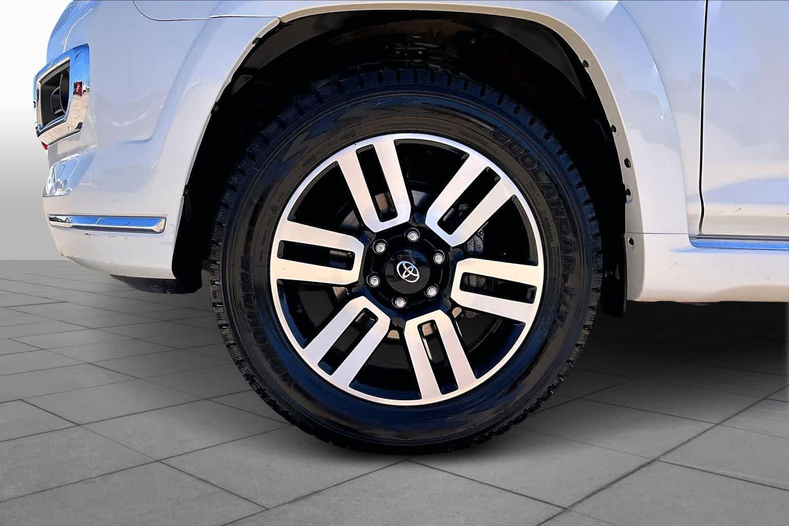 Used 2023 Blizzard Pearl Toyota Limited image 18