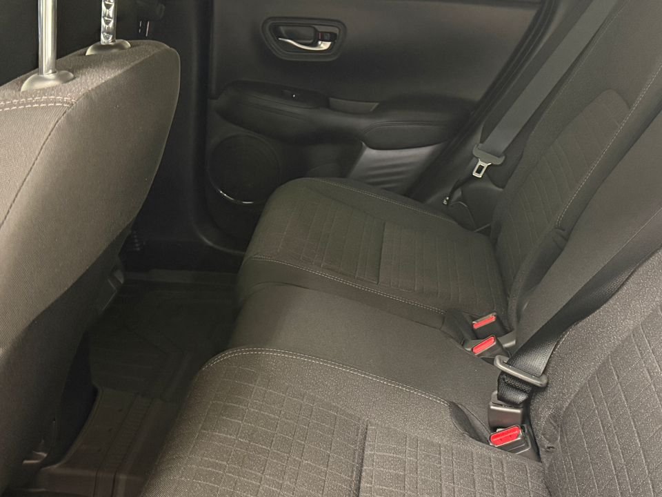 2026 Honda HR-V LX - Photo 15