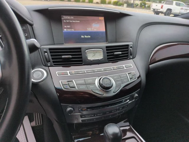 Used 2015 Black Obsidian INFINITI  image 16