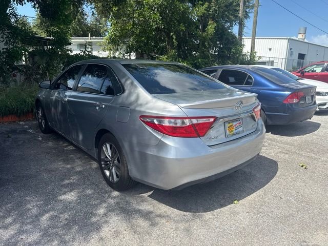 Used 2015 Silver Toyota SE image 5