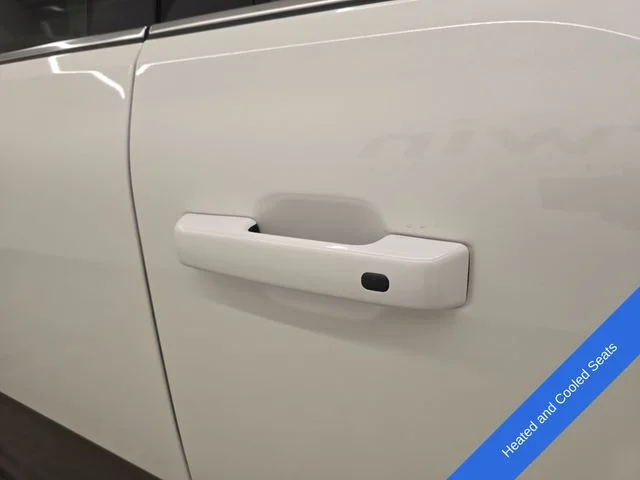 New 2026 Star White Metallic Tri-Coat Ford King Ranch® image 8
