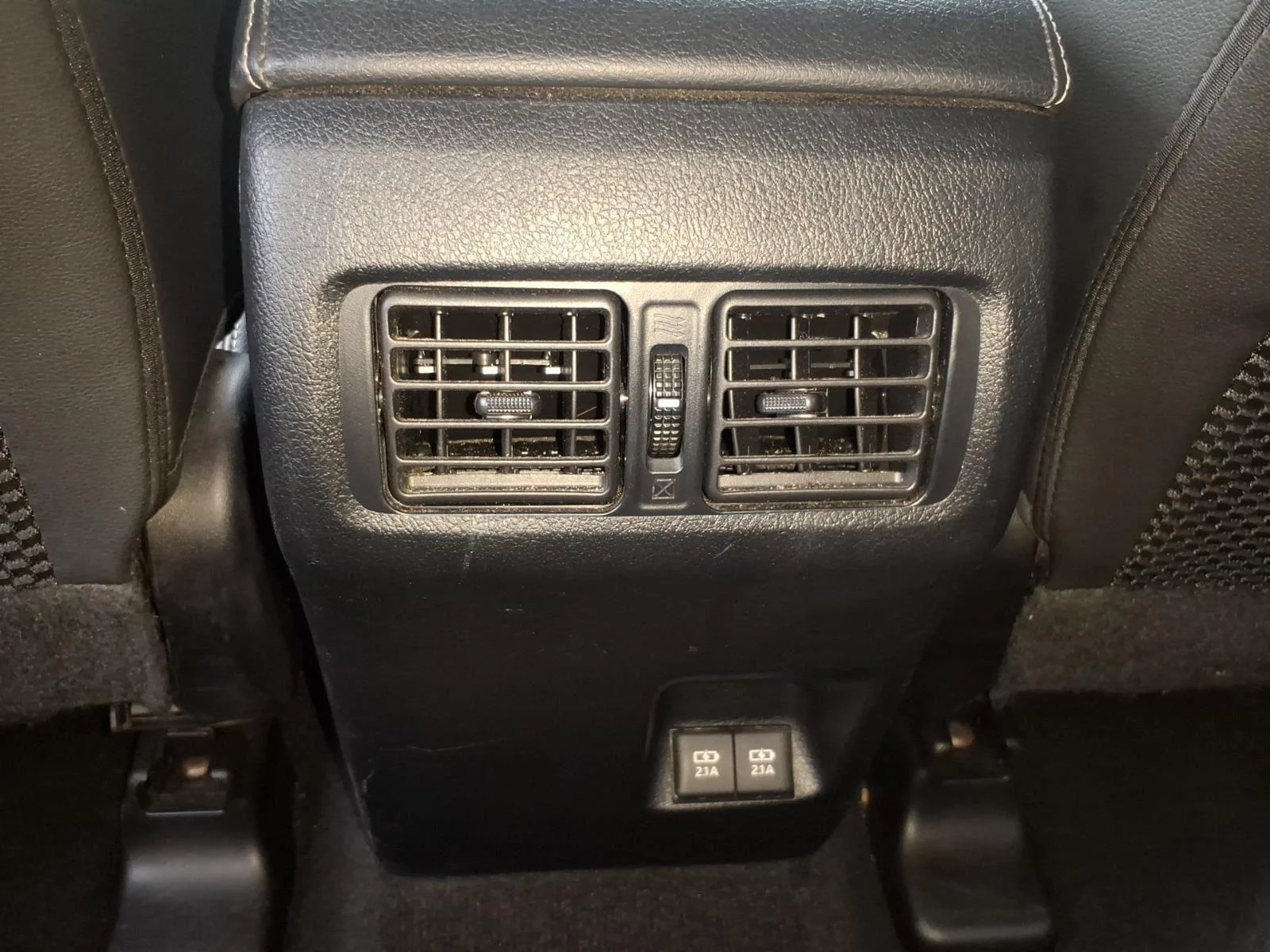 Used 2021 Magnetic Gray Metallic Toyota SR5 Premium image 26