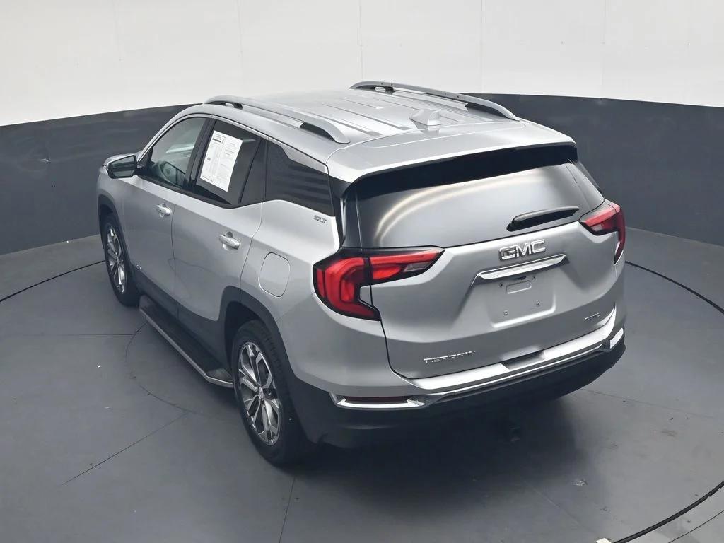 Used 2021 Silver GMC SLT image 36