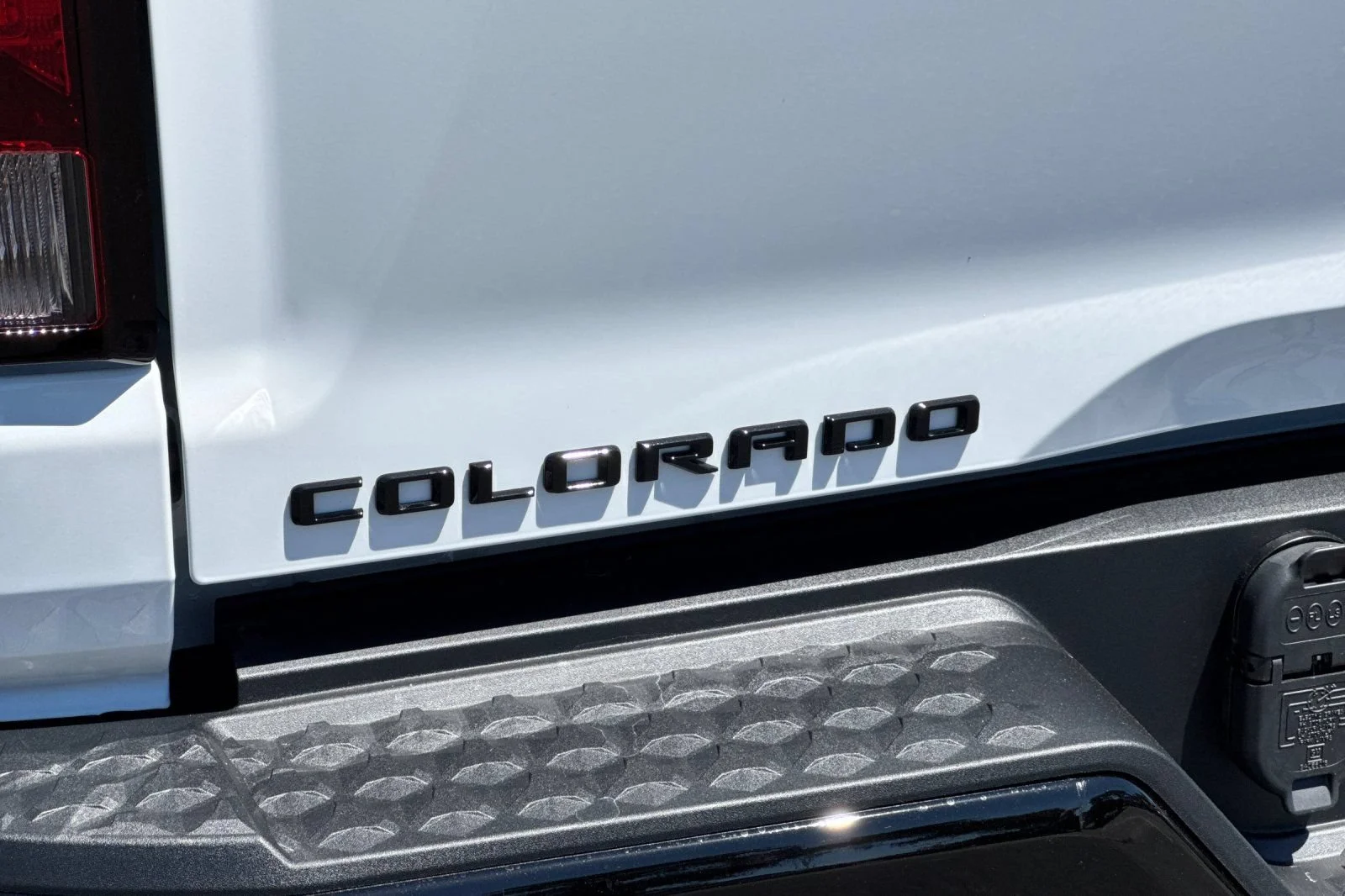 New 2026 Summit White Chevrolet Trail Boss image 24