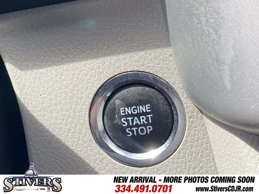 Used 2014 Gray Toyota Limited image 58
