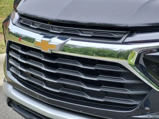 Used 2025 Black Chevrolet LT image 24