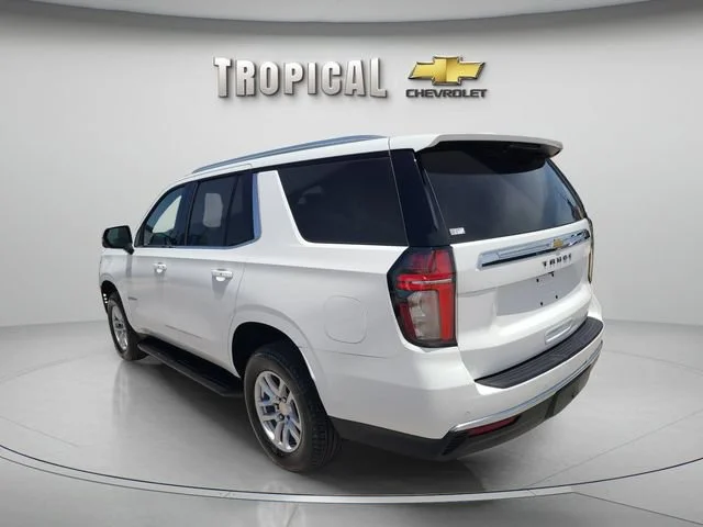 Used 2021 SUMMIT WHITE Chevrolet LT image 3