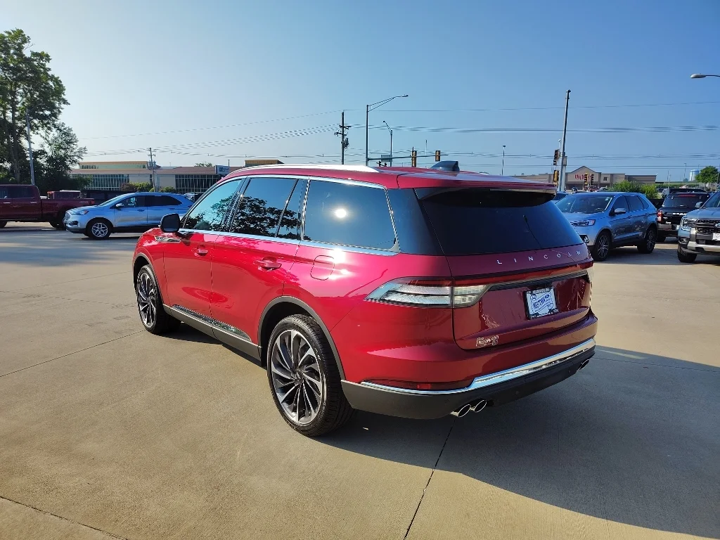 New 2026 Red Carpet Metallic Tinted Clearcoat Lincoln Reserve® image 6