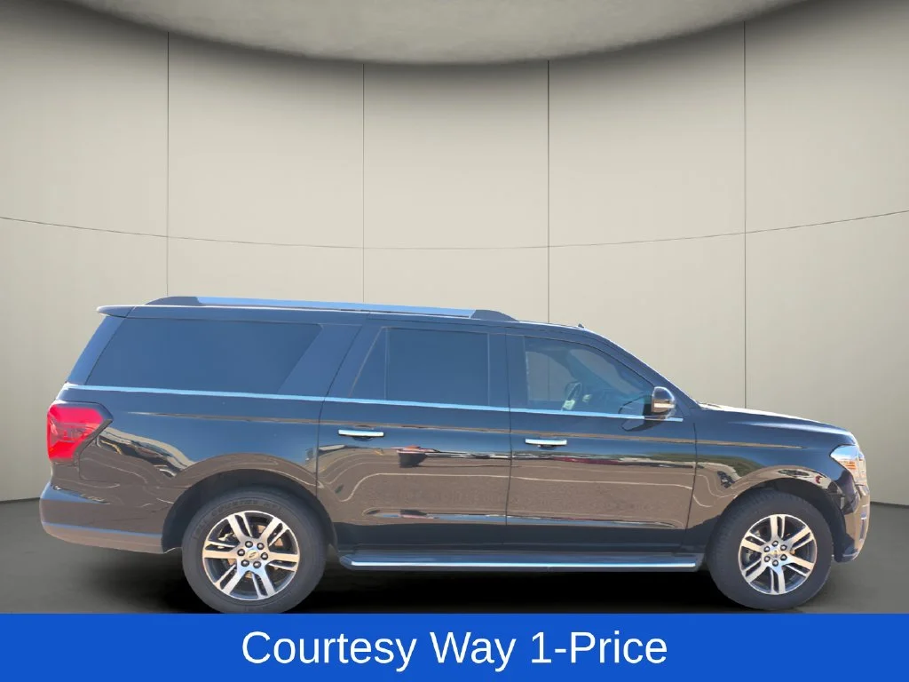 Used 2022 Black Ford Limited image 11