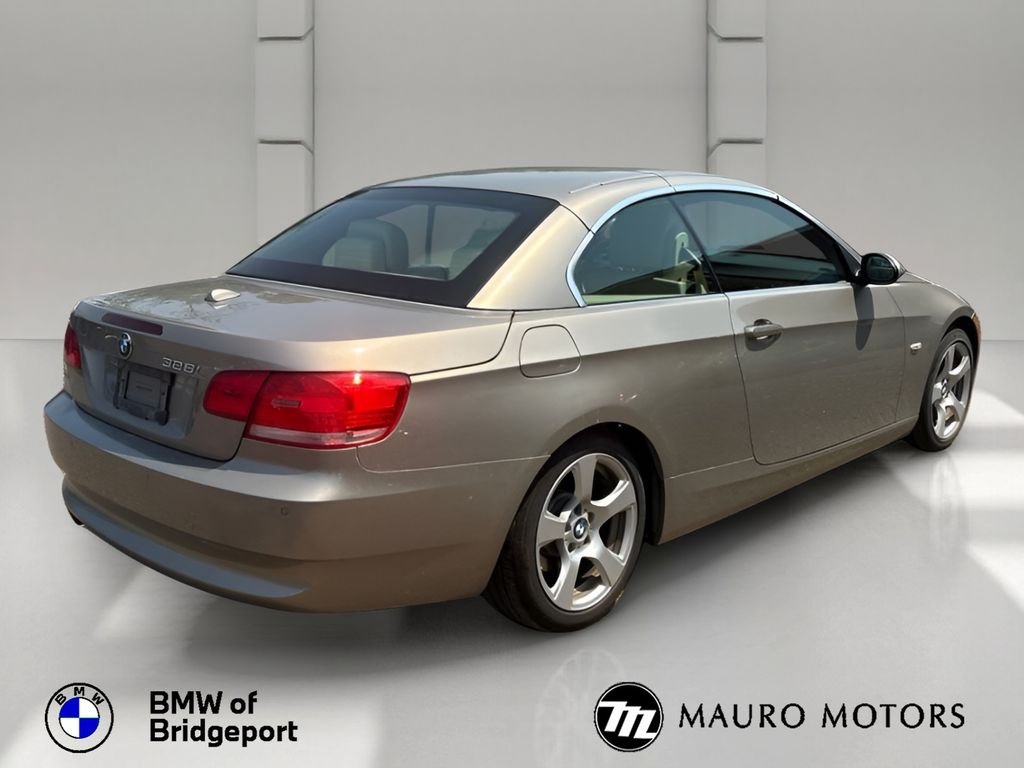 Used 2007  BMW 328i image 4