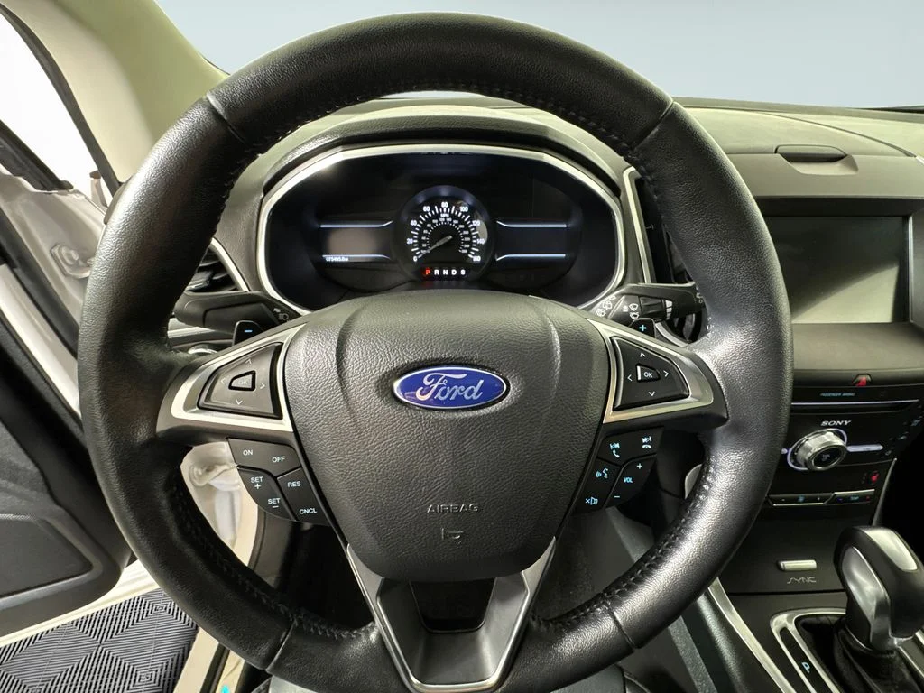 Used 2017 White Ford Titanium image 28
