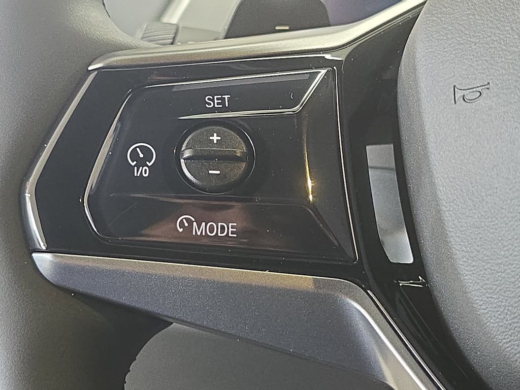 Used 2026 Dark Graphite Metallic BMW 30 xDrive image 10