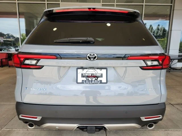 New 2026 Cement Toyota MAX Platinum image 10
