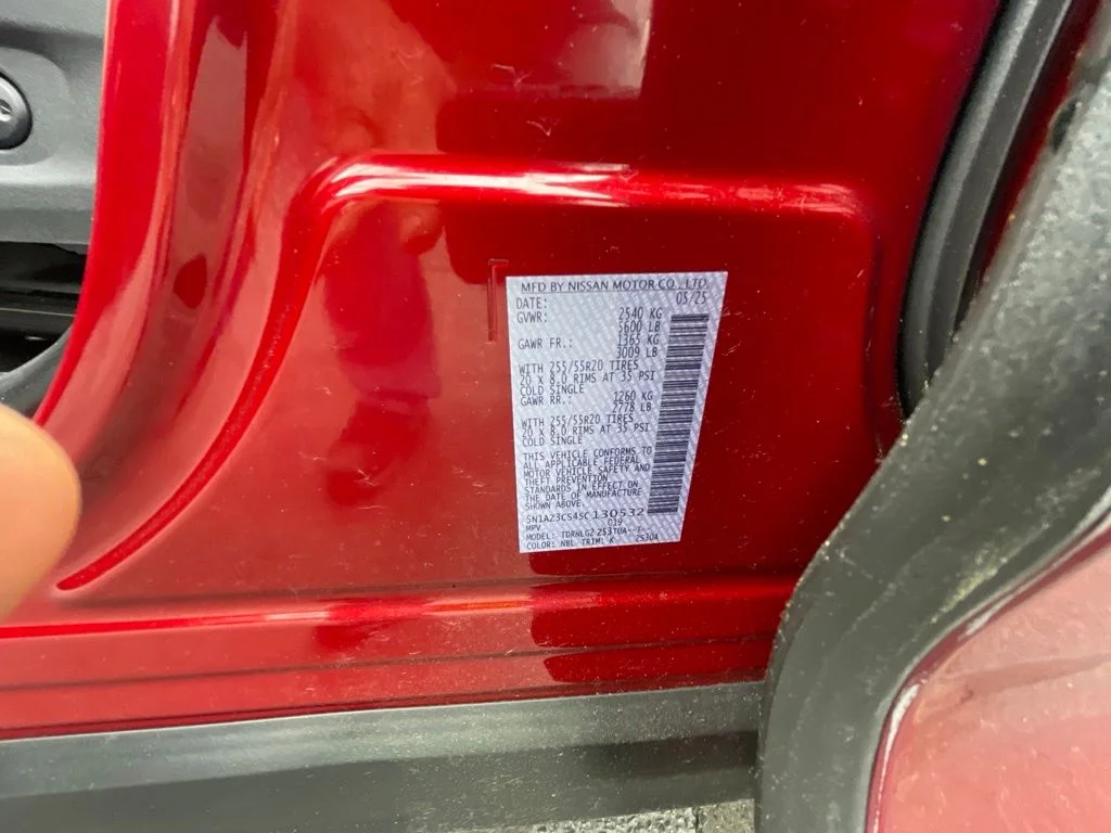 Used 2025 Red Nissan SL image 40