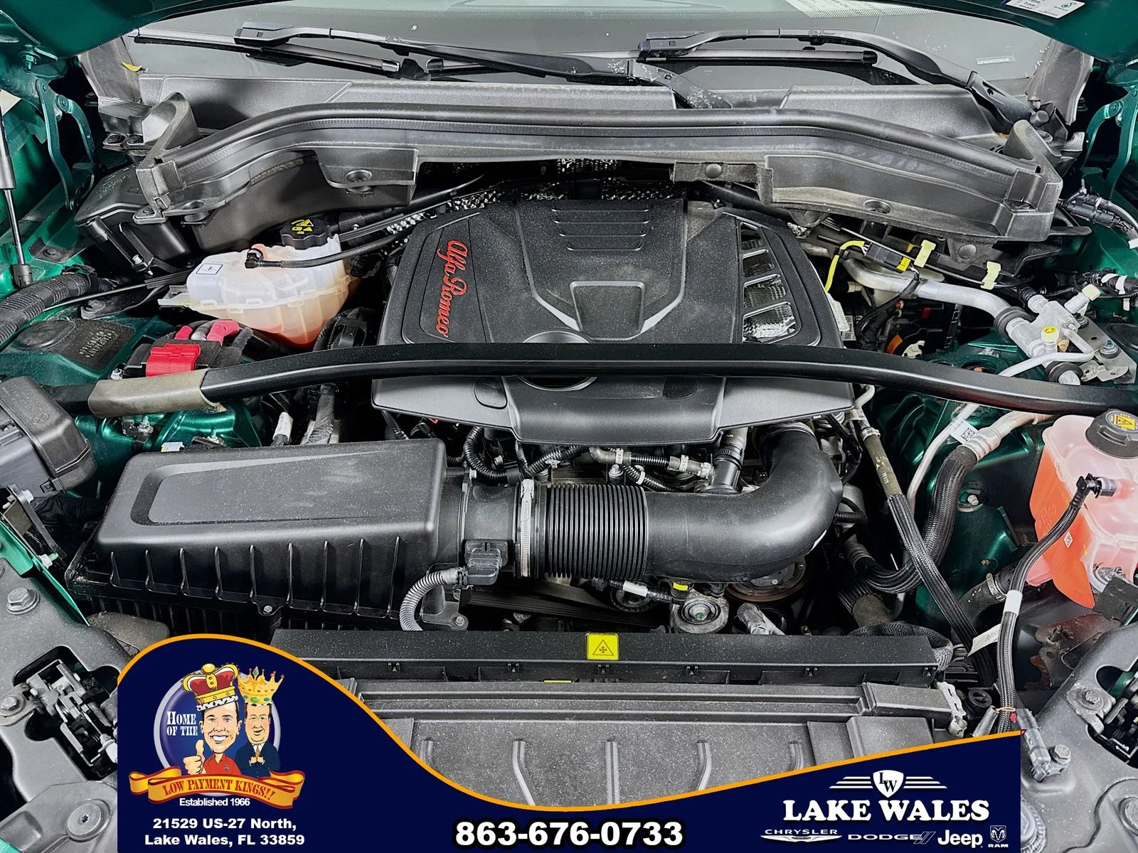 Used 2025  Alfa Romeo  image 32