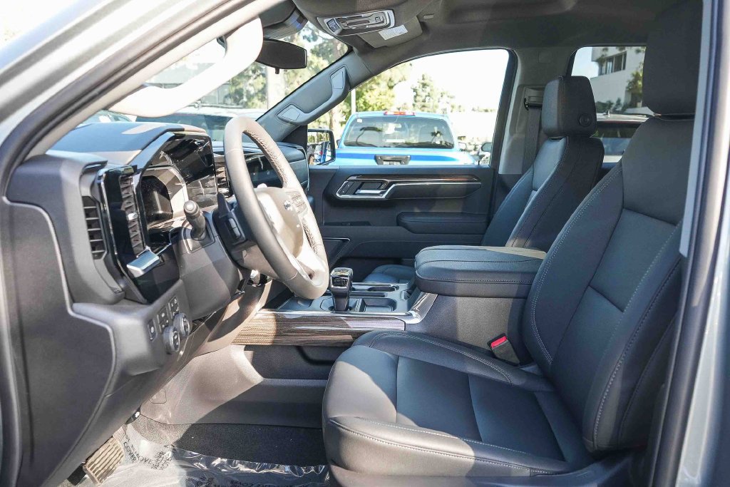 2026 Chevrolet Silverado 1500 RST - Photo 17