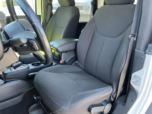 Used 2015 White Jeep Sport image 15
