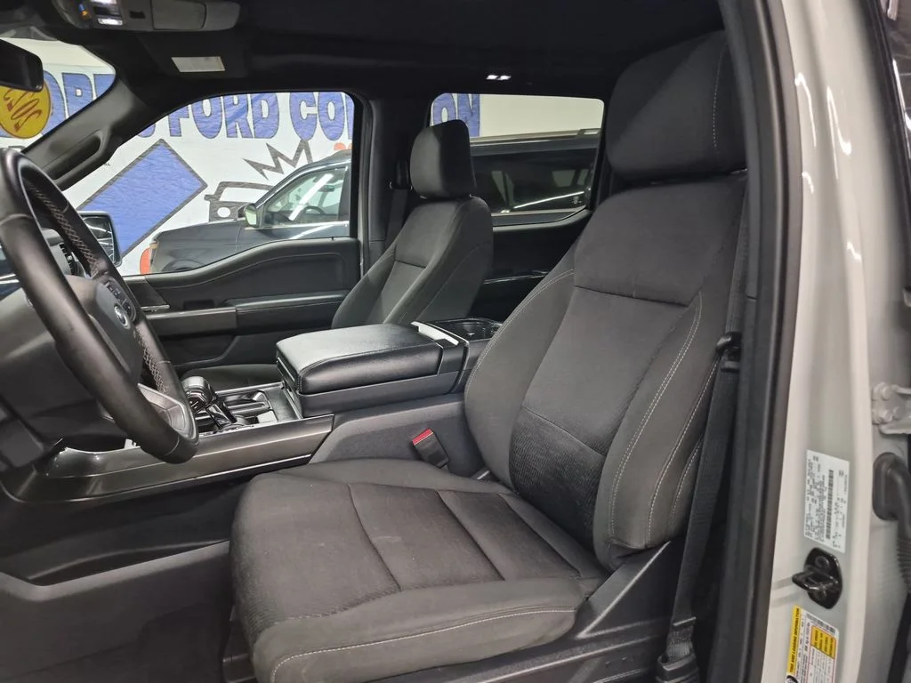 Certified Used 2023 Avalanche Ford XLT image 15