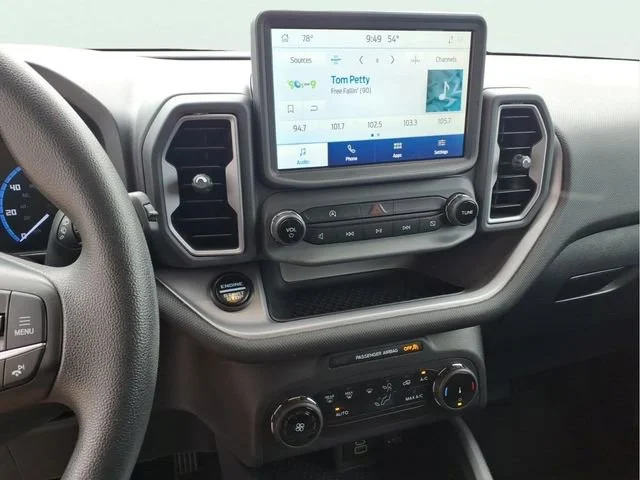 Used 2024  Ford Big Bend image 11