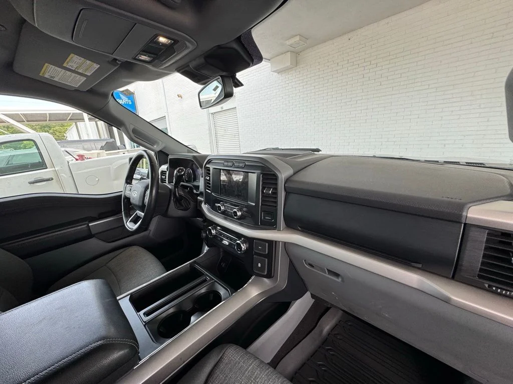 Used 2021 Gray Ford XLT image 17