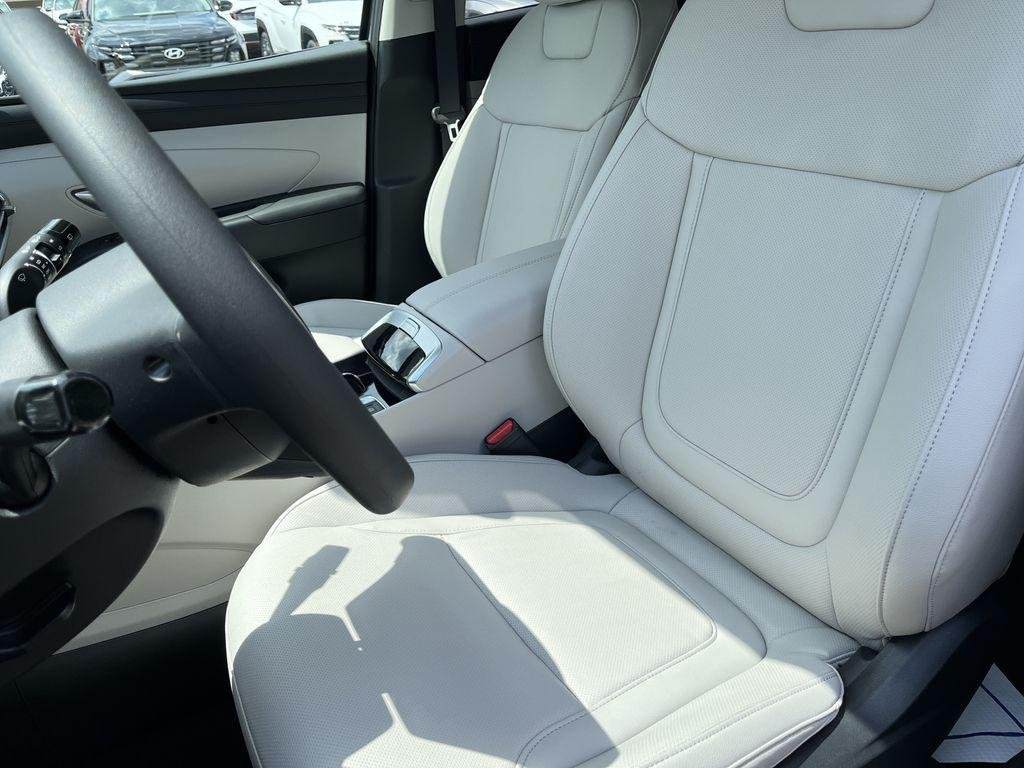 New 2026 Serenity White Hyundai SEL Sport image 11