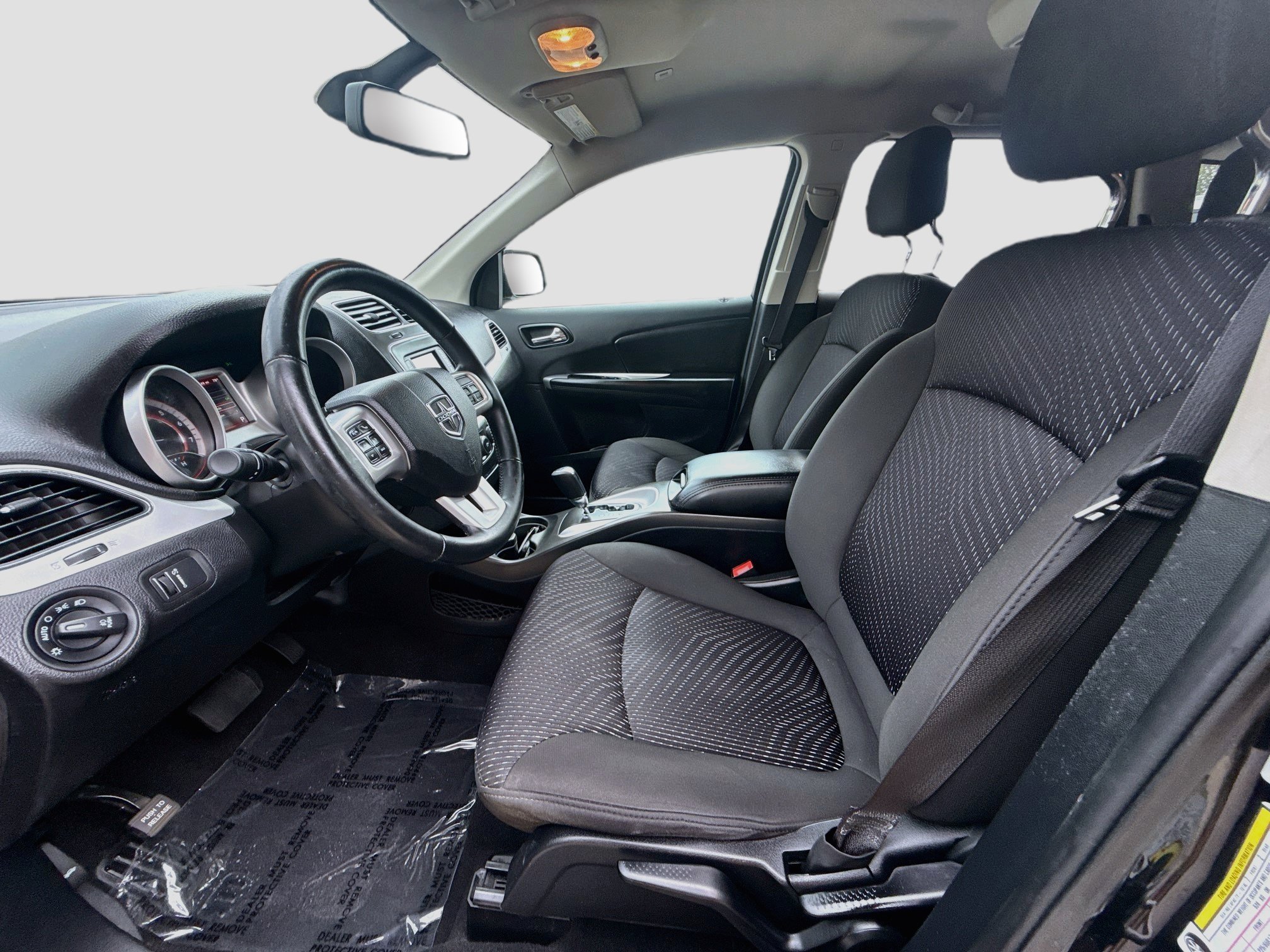Used 2019 Pitch Black Clearcoat Dodge SE image 15