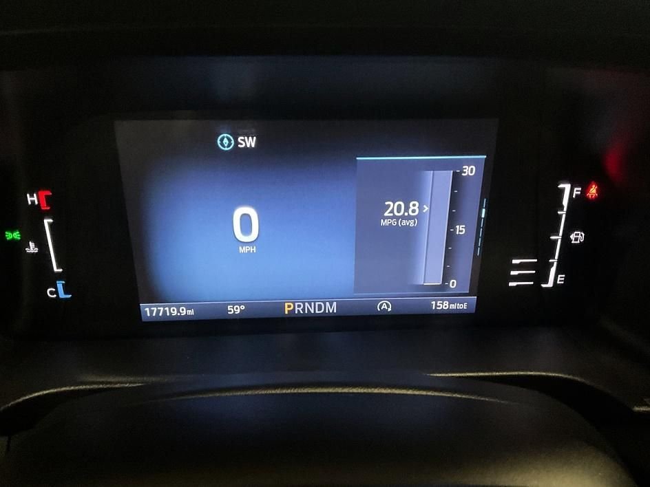 Used 2024 White Ford XLT image 6