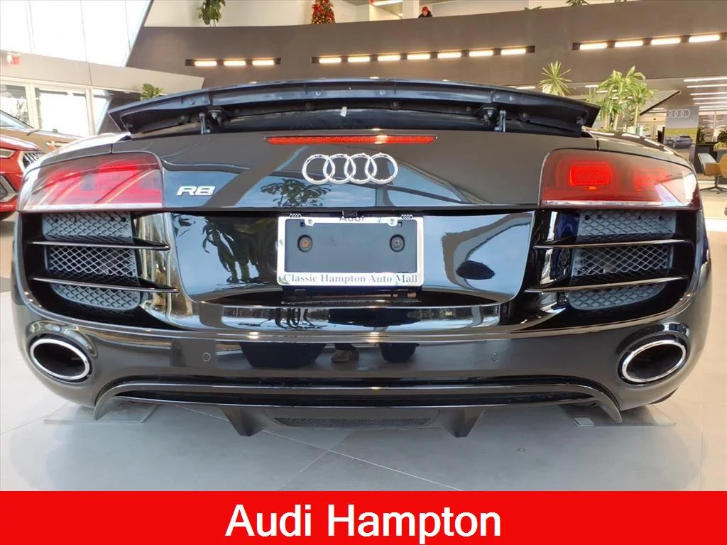 Used 2011 Phantom Black Pearl Audi 5.2L image 6