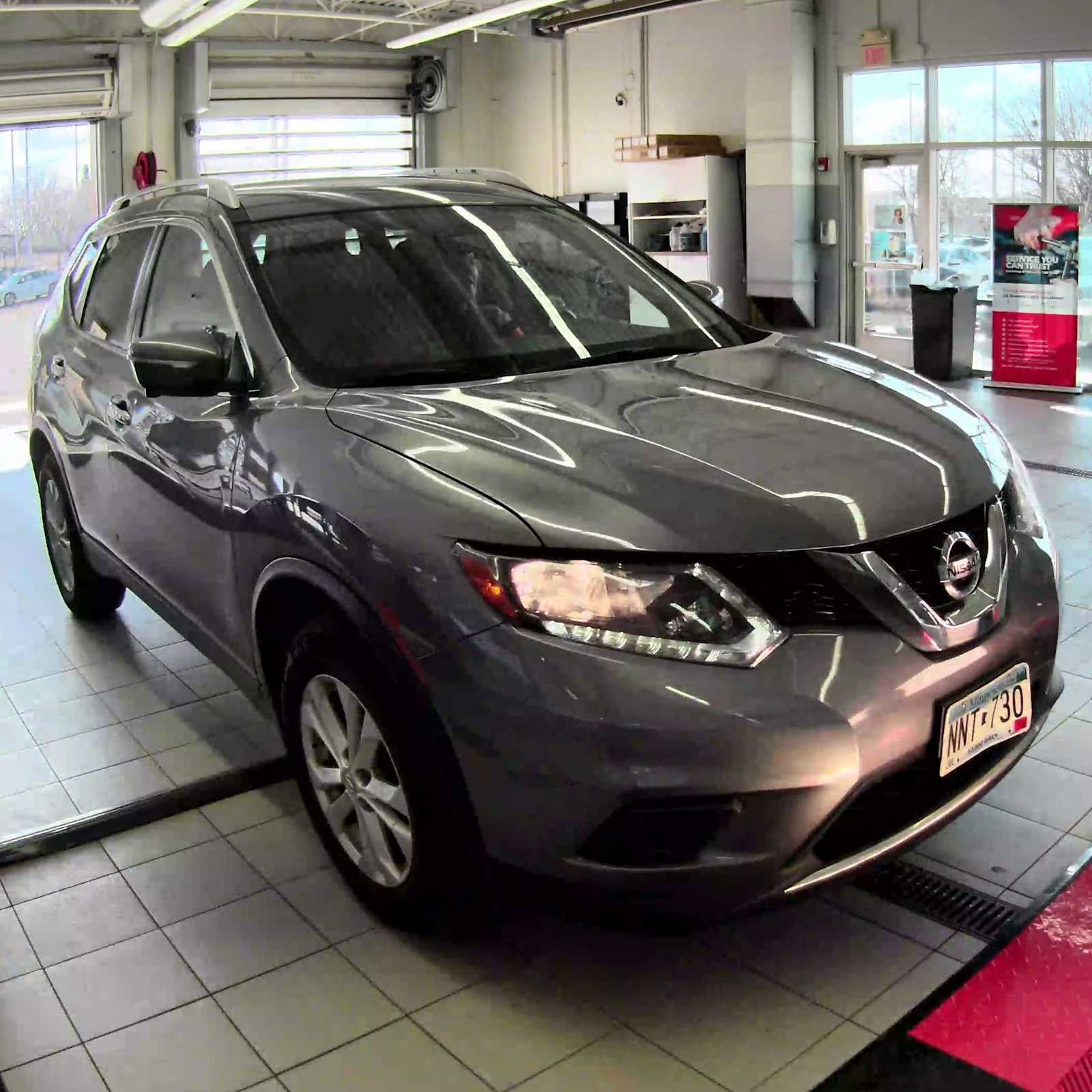 Used 2015 Nissan Rogue SV with VIN KNMAT2MV5FP579645 for sale in Saint Louis Park, Minnesota