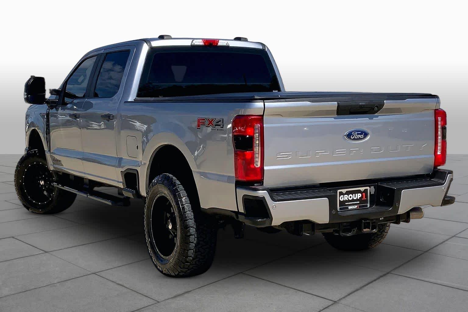 Used 2024 Iconic Silver Metallic Ford XL image 12