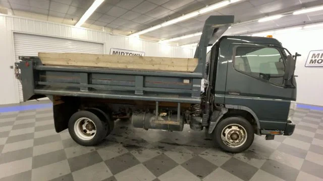Used 2008 Green Mitsubishi  image 9