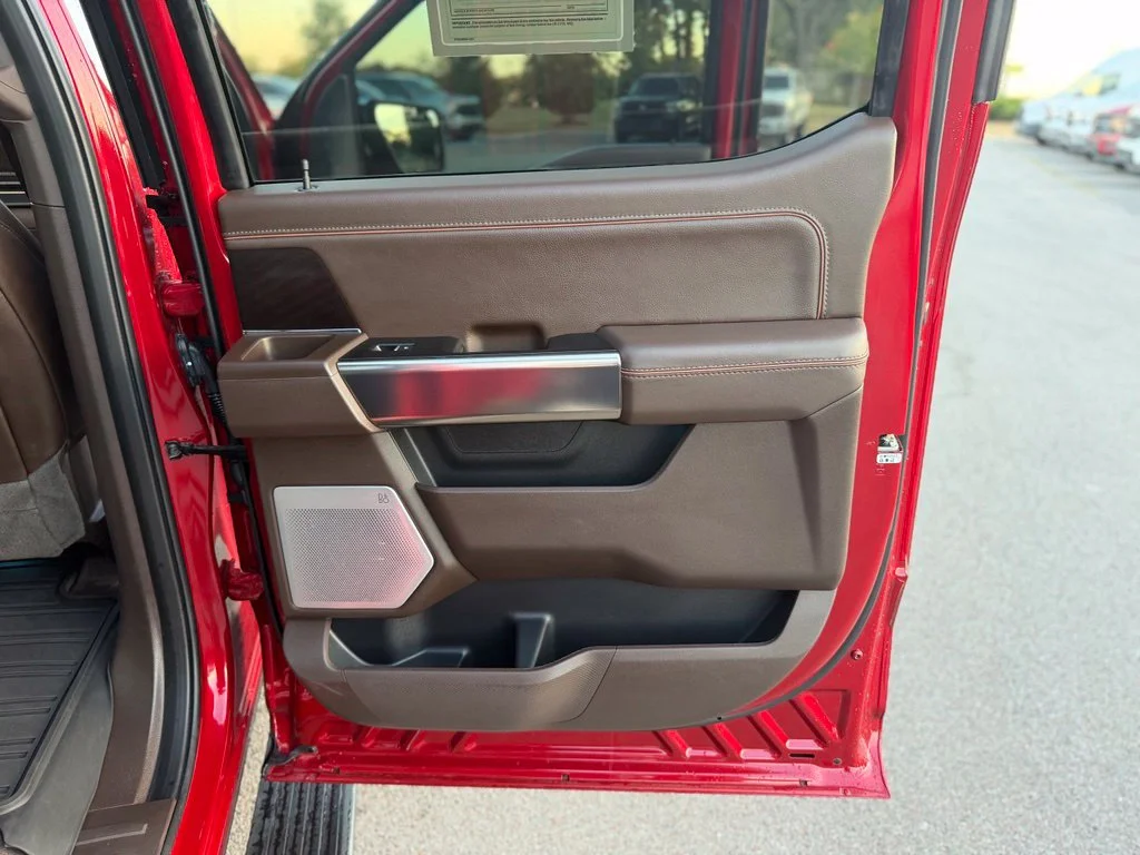 Used 2022 Red Ford King Ranch image 18