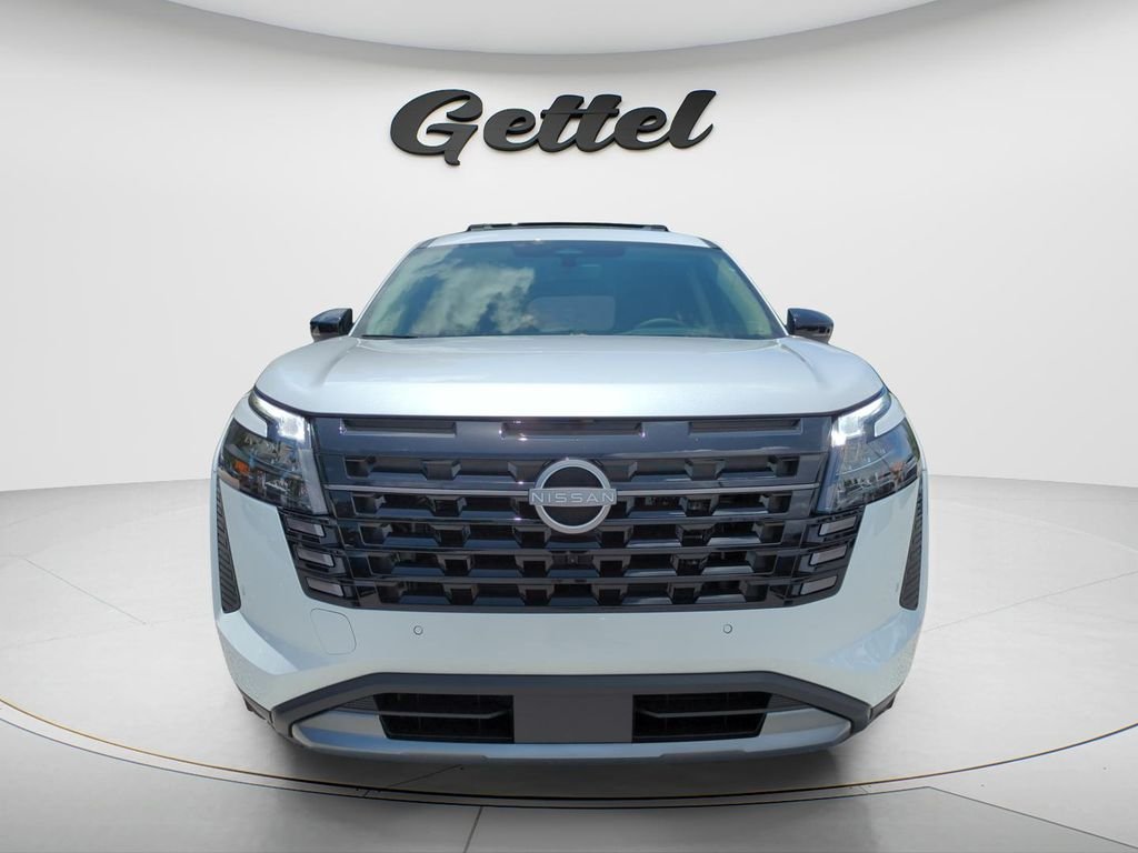 New 2026 Everest White Pearl TriCoat Nissan SL image 2