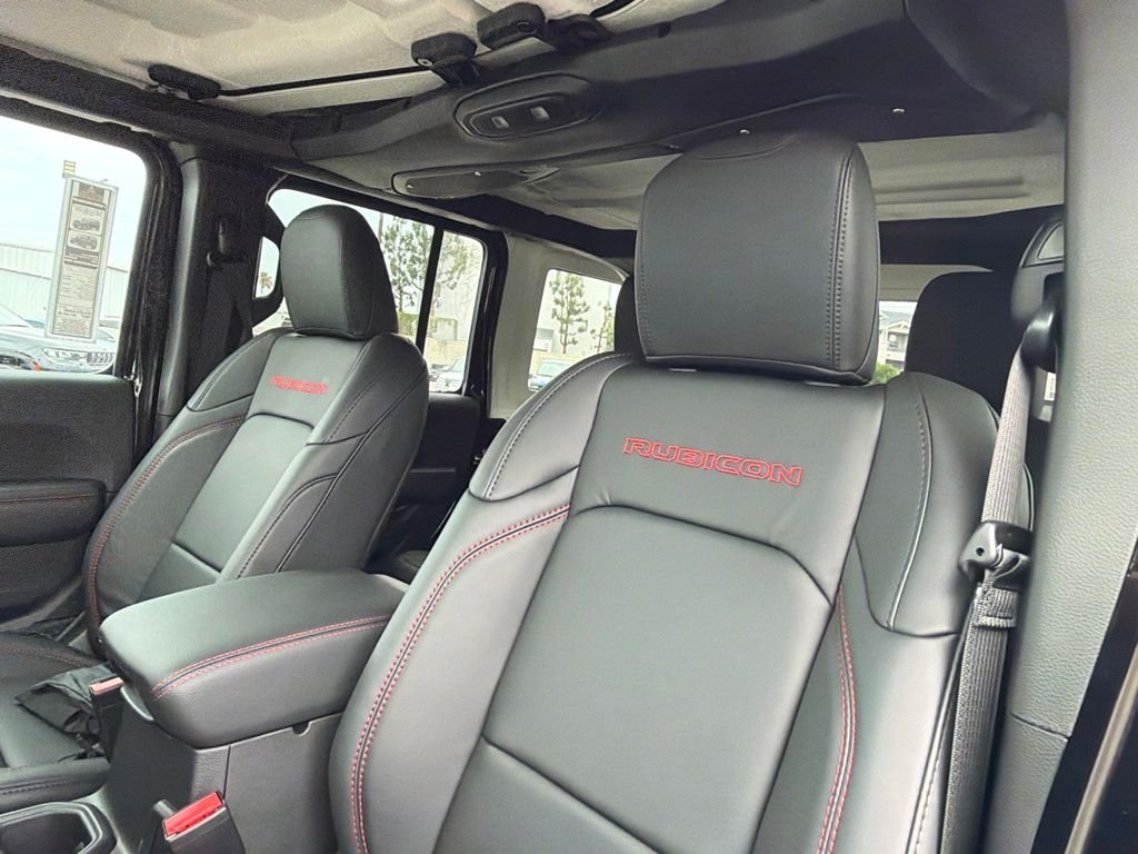 New 2026 Black Clear-Coat Exterior Paint Jeep Rubicon image 22
