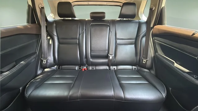 Used 2023 Pearl White Tricoat Nissan SL image 45