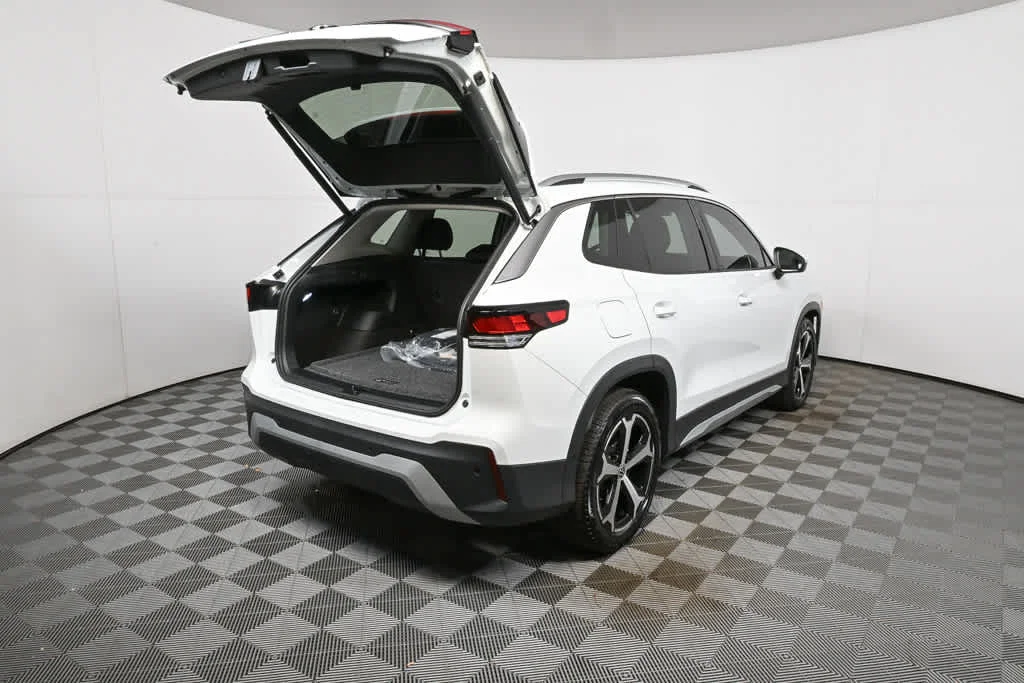 New 2026 Pure White Volkswagen SE image 24
