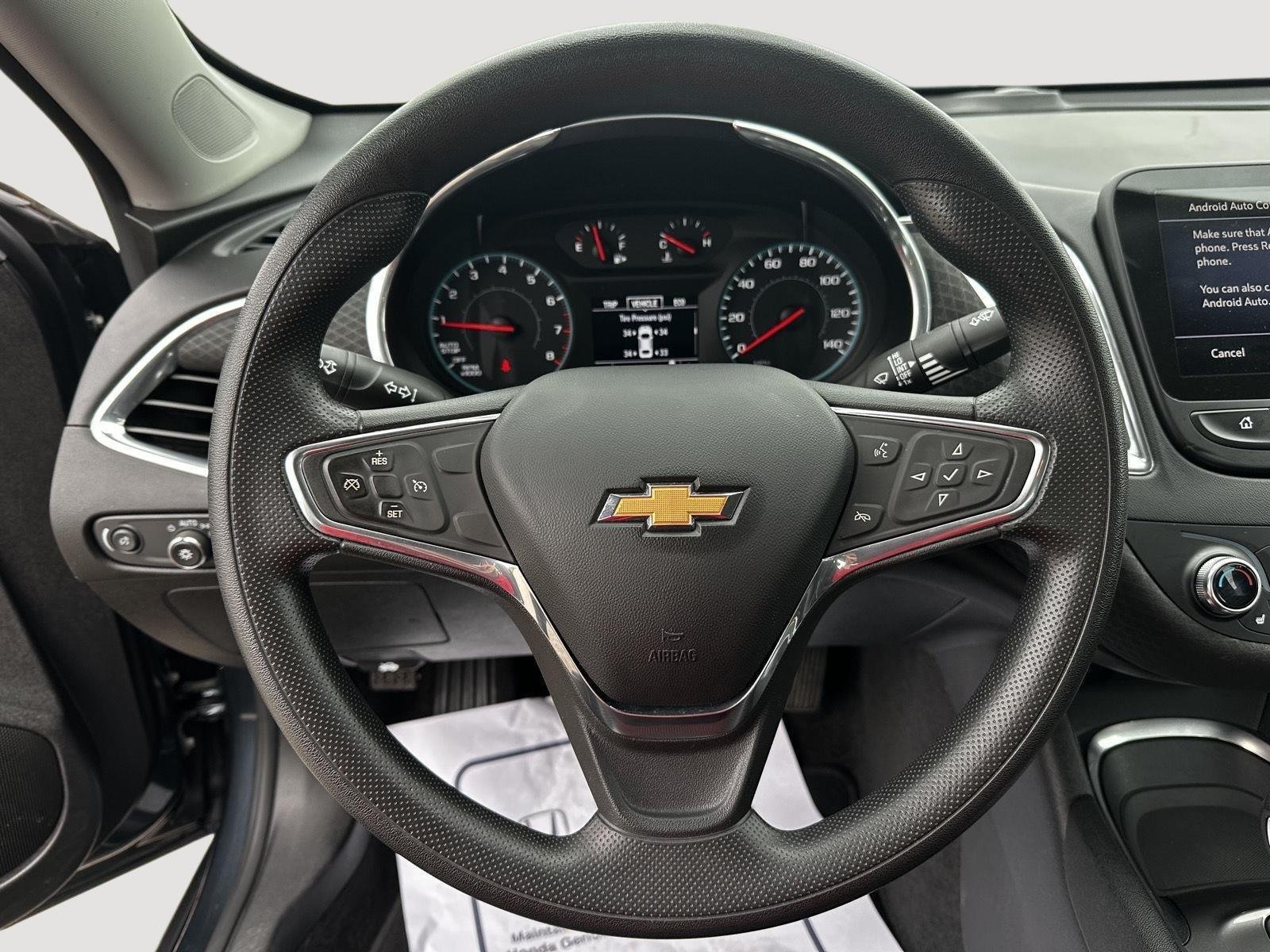 Used 2021 Shadow Gray Metallic Chevrolet LT image 10