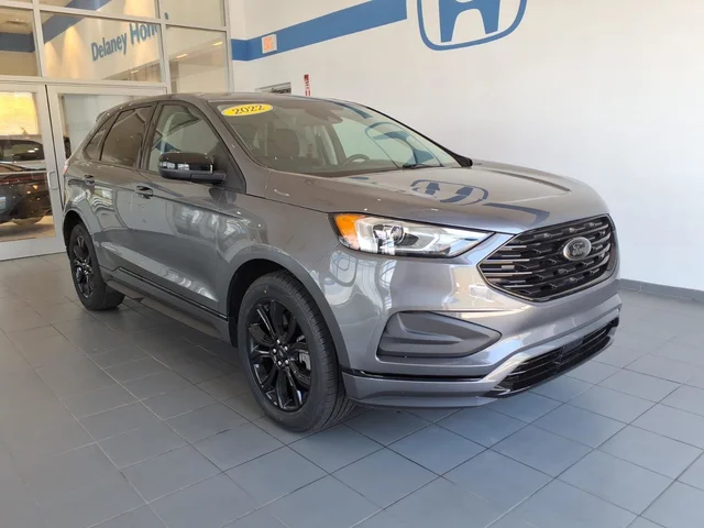 2022 Ford Edge SE