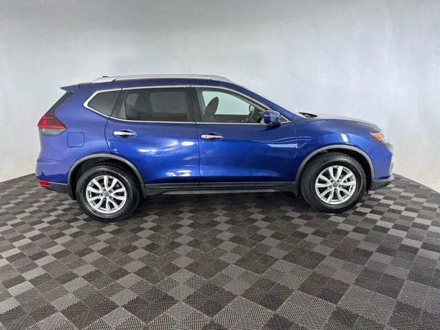 Used 2018 Blue Nissan SV image 4