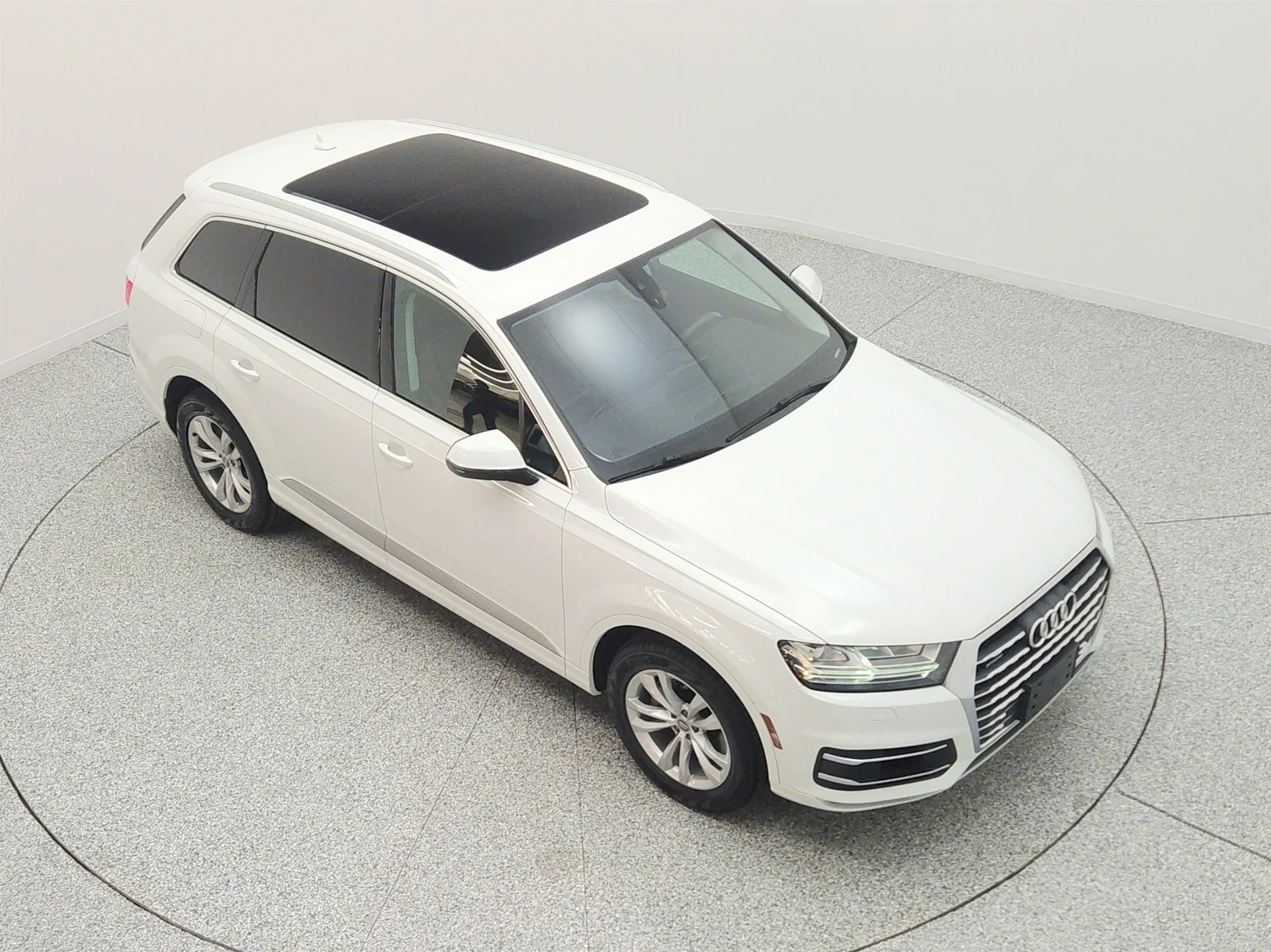 Used 2019 Carrara White Audi Premium Plus 55 TFSI quattro image 24