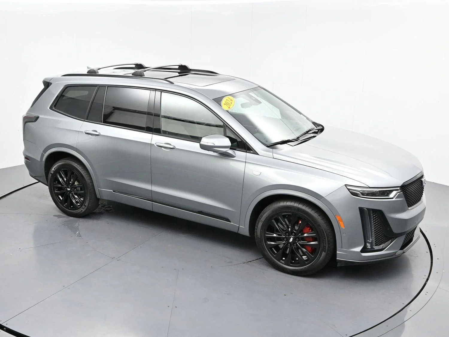 Used 2024 Argent Silver Metallic Cadillac Sport image 39