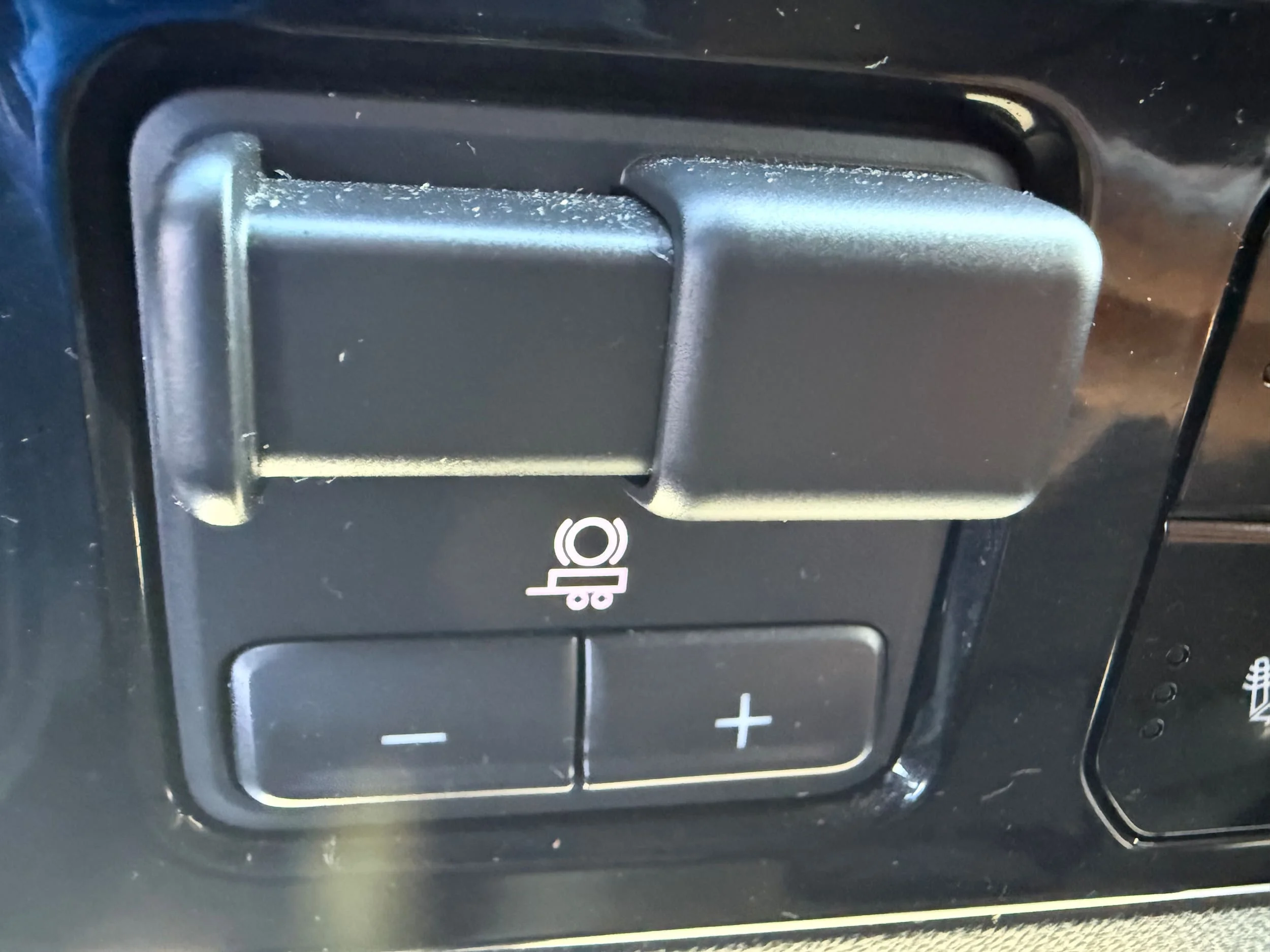 Used 2023 Northsky Blue Metallic Chevrolet LT image 23